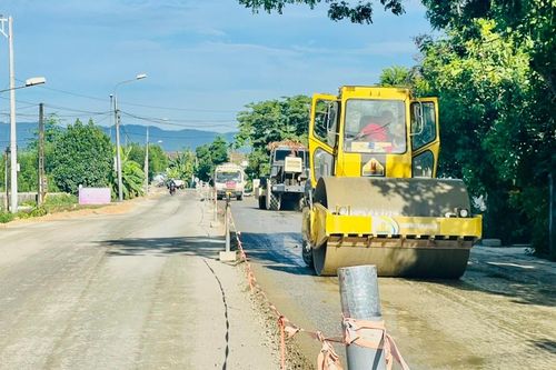 Quảng Nam đốc thúc tiến độ dự án nâng cấp Quốc lộ 14E