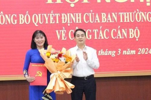 Miễn nhiệm chức vụ Phó Chủ tịch UBND tỉnh Hậu Giang