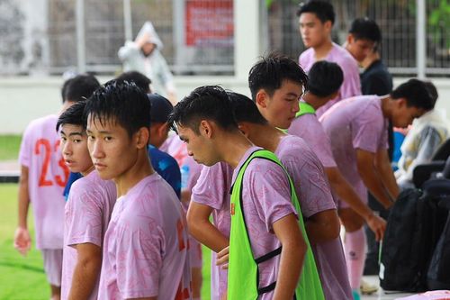 Tin nóng bóng đá Việt 3/7: HLV Kim Sang Sik bất ngờ có thêm trợ lý, U16 Việt Nam đá trận tranh hạng ba bằng đội hình hai