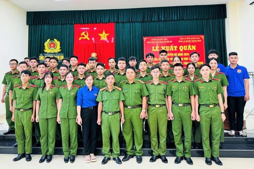 Hơn 30 sinh viên Trường Đại học Cảnh sát nhân dân tham gia tình nguyện tại Thăng Bình