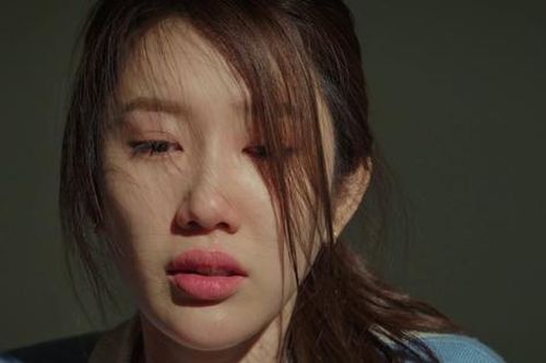 Thúy Ngân tiết lộ 'sốc' khi phải khóc đến lả người, hoàn toàn mất kiểm soát về mặt cảm xúc