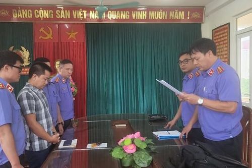 Giám đốc công ty đấu giá hợp danh Vạn Quảng Phát bị bắt