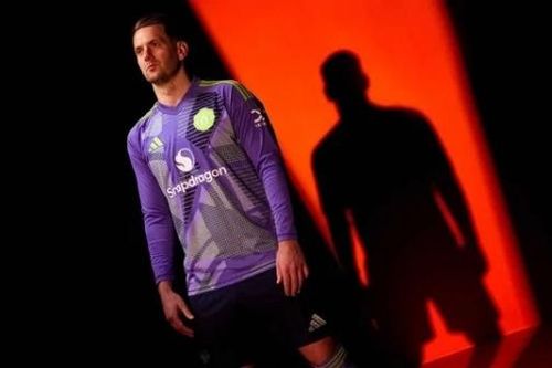MU gia hạn hợp đồng thủ môn Tom Heaton đang làm nhiệm vụ ở EURO 2024