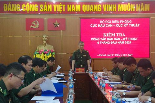 Kiểm tra công tác hậu cần, kỹ thuật 6 tháng đầu năm 2024 tại BĐBP Long An