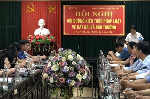 Nam Định tổ chức hội nghị bồi dưỡng kiến thức pháp luật về Đất đai và Môi trường.