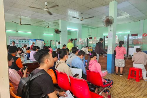 TP.HCM: Gần 100 thủ tục hành chính được miễn lệ phí