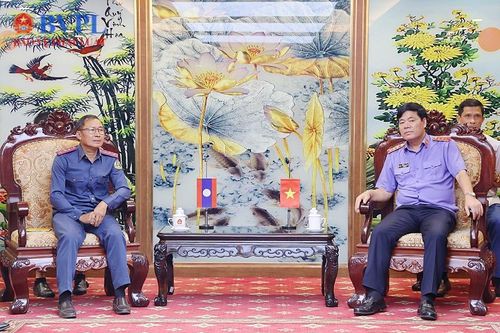 Lãnh đạo VKSND tối cao tiếp Đoàn đại biểu VKSND tỉnh Hủa Phăn, Lào