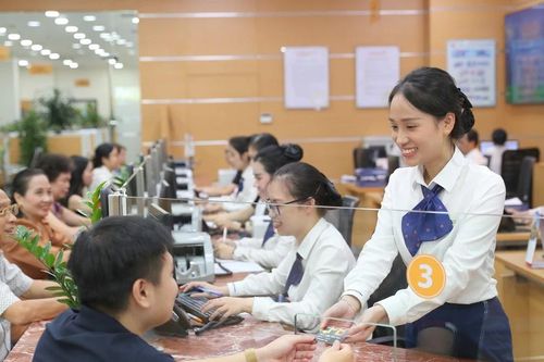 Chiến lược tài chính vì người thu nhập thấp