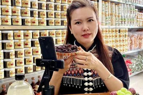 Đưa quả sơn tra xuống phố