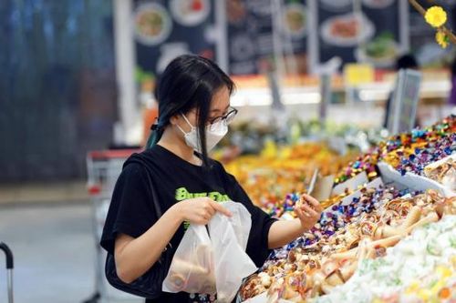 Siết chặt kiểm soát, quản lý giá khi tăng lương cơ sở