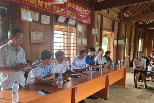 Làng Đăk Asêl phấn đấu hoàn thành xây dựng nông mới