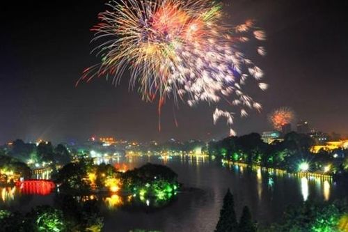 Hà Nội bắn pháo hoa 30 điểm kỷ niệm 70 năm Giải phóng Thủ đô