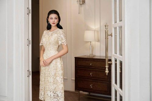 Những bộ đầm dạ hội 'hot' nhất mùa hè 2024