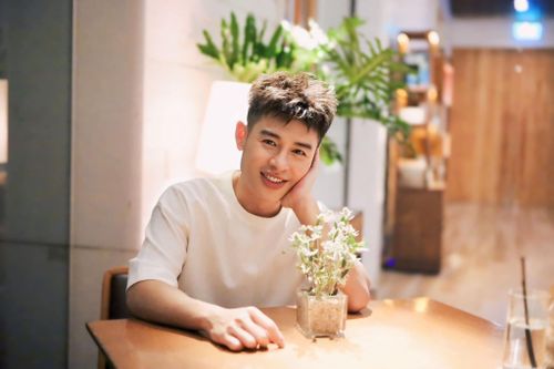 'Hoàng tử V-pop' chia sẻ về cuộc sống trong 10 năm ở ẩn