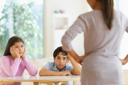 7 câu nói thể hiện sự thất bại của cha mẹ trong việc giáo dục con cái