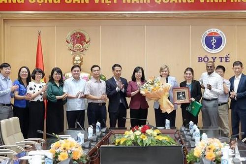 Bộ Y tế và UNCEF trao đổi thúc đẩy tiếp tục hợp tác về chăm sóc sức khỏe nhân dân