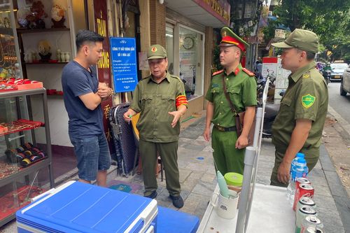 Lực lượng tham gia giữ gìn an ninh trật tự ở cơ sở quận Hoàn Kiếm bắt nhịp ngay công việc