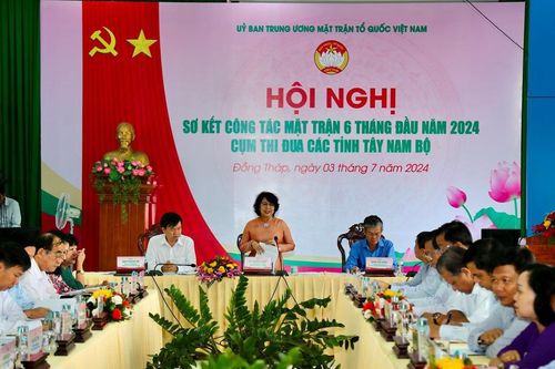 Tránh hành chính hóa trong công tác Mặt trận