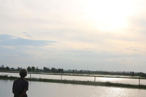 Mai một làng nghề làm muối Tường Vân