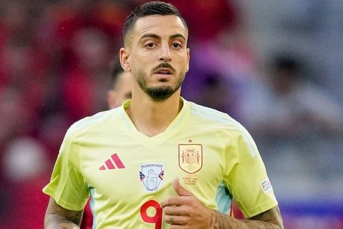 Sao Tây Ban Nha: 'Kroos sẽ phải giải nghệ vào cuối tuần này'