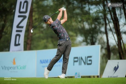 Đoàn Uy vô địch Giải golf nghiệp dư trẻ quốc gia
