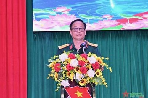 Bộ CHQS tỉnh Đắk Nông tuyên dương học sinh xuất sắc là con em trong lực lượng vũ trang