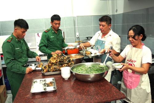 'Bếp ăn 0 đồng' ấm áp tình người