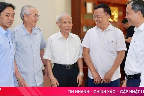 Hà Tĩnh gặp mặt cán bộ lãnh đạo đã nghỉ hưu qua các thời kỳ