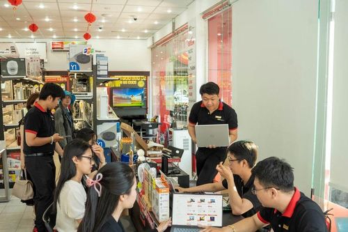 Thị trường máy tính dần sôi động, kỳ vọng khởi sắc mùa tựu trường