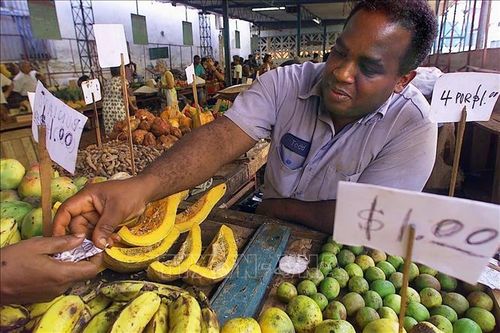 Cuba điều tiết vật giá để ngăn vòng xoáy lạm phát