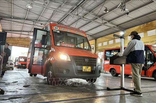 Chưa có thêm lãnh đạo, Trung tâm đăng kiểm Lâm Đồng vẫn gặp khó khăn