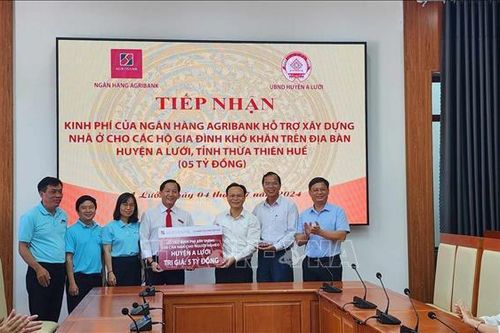 Hỗ trợ xây dựng hàng trăm căn nhà cho hộ nghèo ở huyện A Lưới (Thừa Thiên – Huế)