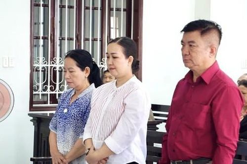 Gây thiệt hại hơn 12 tỉ đồng, cựu giám đốc BVĐK Vĩnh Long lãnh tù treo
