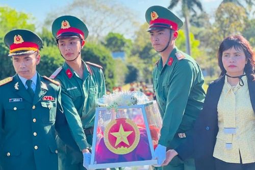 Nghĩa tình người lính