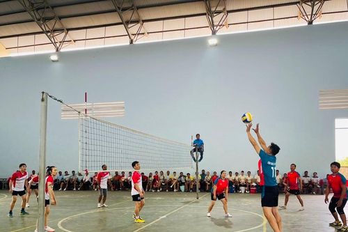 144 vận động viên tham gia Giải bóng chuyền nam-nữ kết hợp huyện Ia Pa