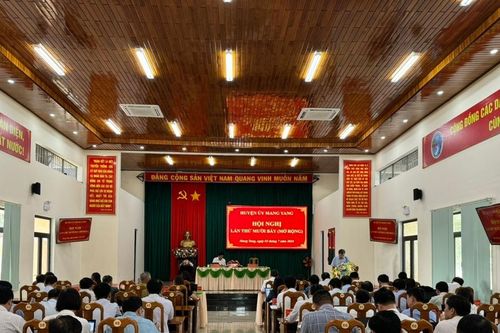 Mang Yang tập trung lãnh đạo nhiệm vụ kinh tế xã hội 6 tháng cuối năm