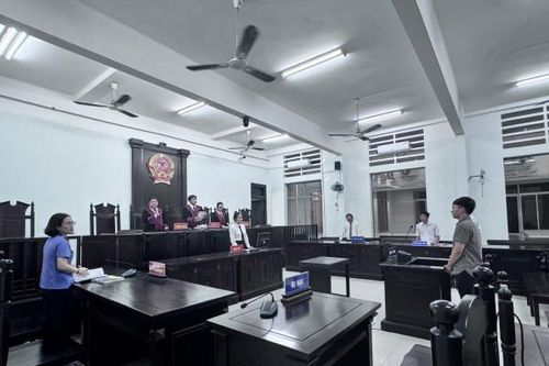 Giảm án cho 2 bị cáo đi đánh trả thù