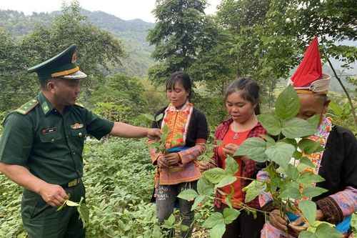 'Lá chắn' bảo vệ biên cương