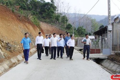 Ổn định đời sống nhân dân ở điểm tái định cư bản Két