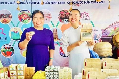 Hỗ trợ nông dân sản xuất, tiêu thụ nông sản