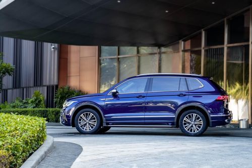 Tiguan Platinum ra mắt Việt Nam, chốt giá 1,688 tỷ đồng