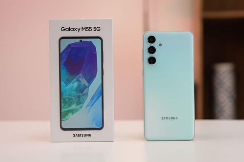 Cận cảnh Galaxy M55 5G vừa mở bán tại Việt Nam, giá từ 11,69 triệu đồng