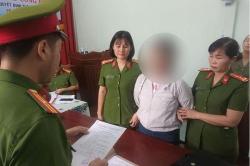 Bắt tạm giam đối tượng vu khống, xúc phạm các tổ chức, cá nhân