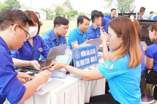 Bao phủ bảo hiểm y tế đến mọi đối tượng