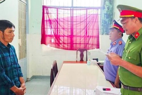 Bắt thêm đối tượng trong nhóm bảo kê thu mua hải sản ở vùng biển Tây Nam