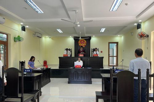 Vụ 'bốc hơi' 46,9 tỷ đồng tại Sacombank: Tòa tuyên ngân hàng trả tiền cho khách