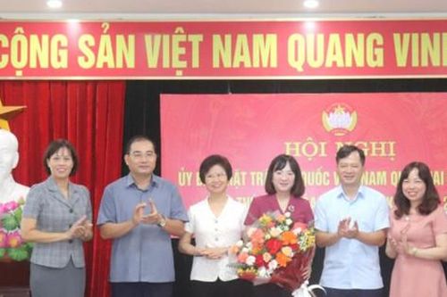 Bà Nguyễn Xuân Diệp giữ chức danh Chủ tịch Ủy ban MTTQ Việt Nam quận Hai Bà Trưng