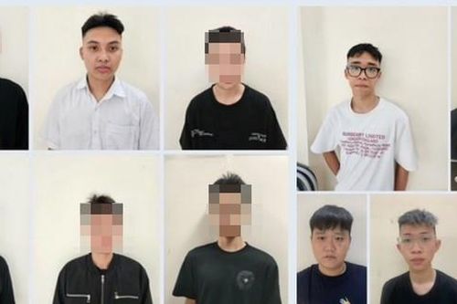 Khởi tố 11 thanh niên đánh nhau gây náo loạn đường phố Hà Nội