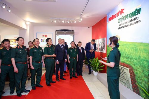 Triển lãm 'Những ký ức không quên' kỷ niệm 80 năm Ngày giải phóng Belarus