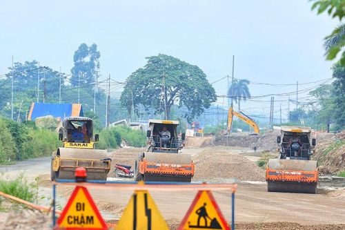 Hà Nội: Tuyến đường gần 1.500 tỷ đồng thi công 5 năm mới hoàn thành một nửa